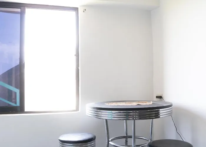 호스텔 Wanderers Backpacker Condotel