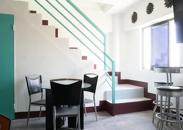 Wanderers Backpacker Condotel 호스텔