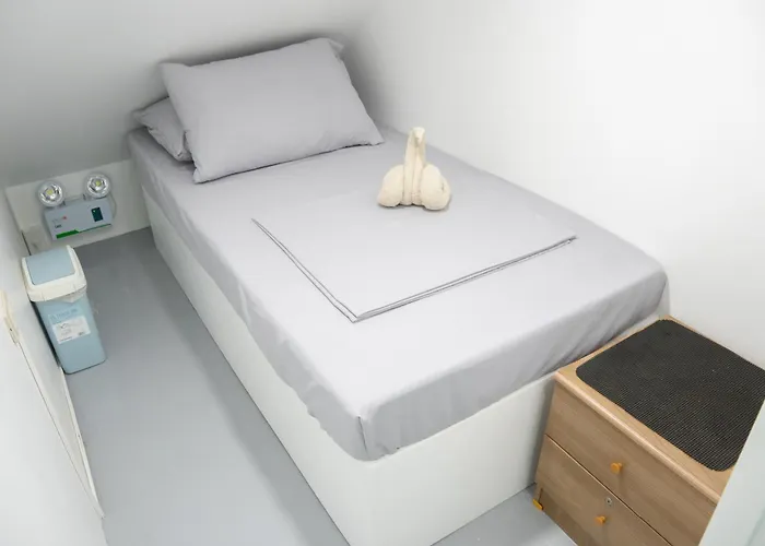 Wanderers Backpacker Condotel 호스텔 *