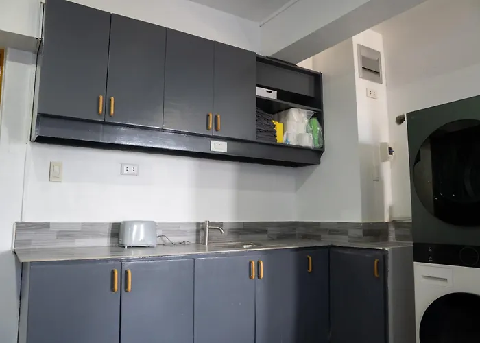 Wanderers Backpacker Condotel